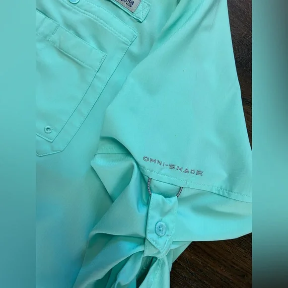 Columbia PFG long sleeve button down shirt - size M - Picture 3 of 6